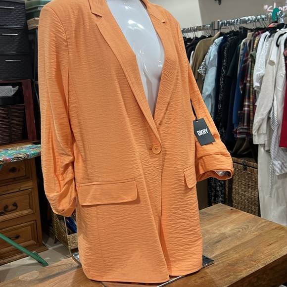 NWT DKNY Ruched-Sleeve Blazer Canteloupe - Picture 4 of 4